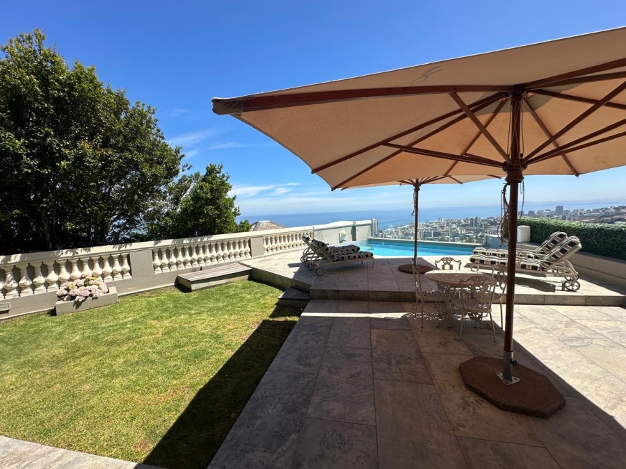 To Let 4 Bedroom Property for Rent in Fresnaye Western Cape